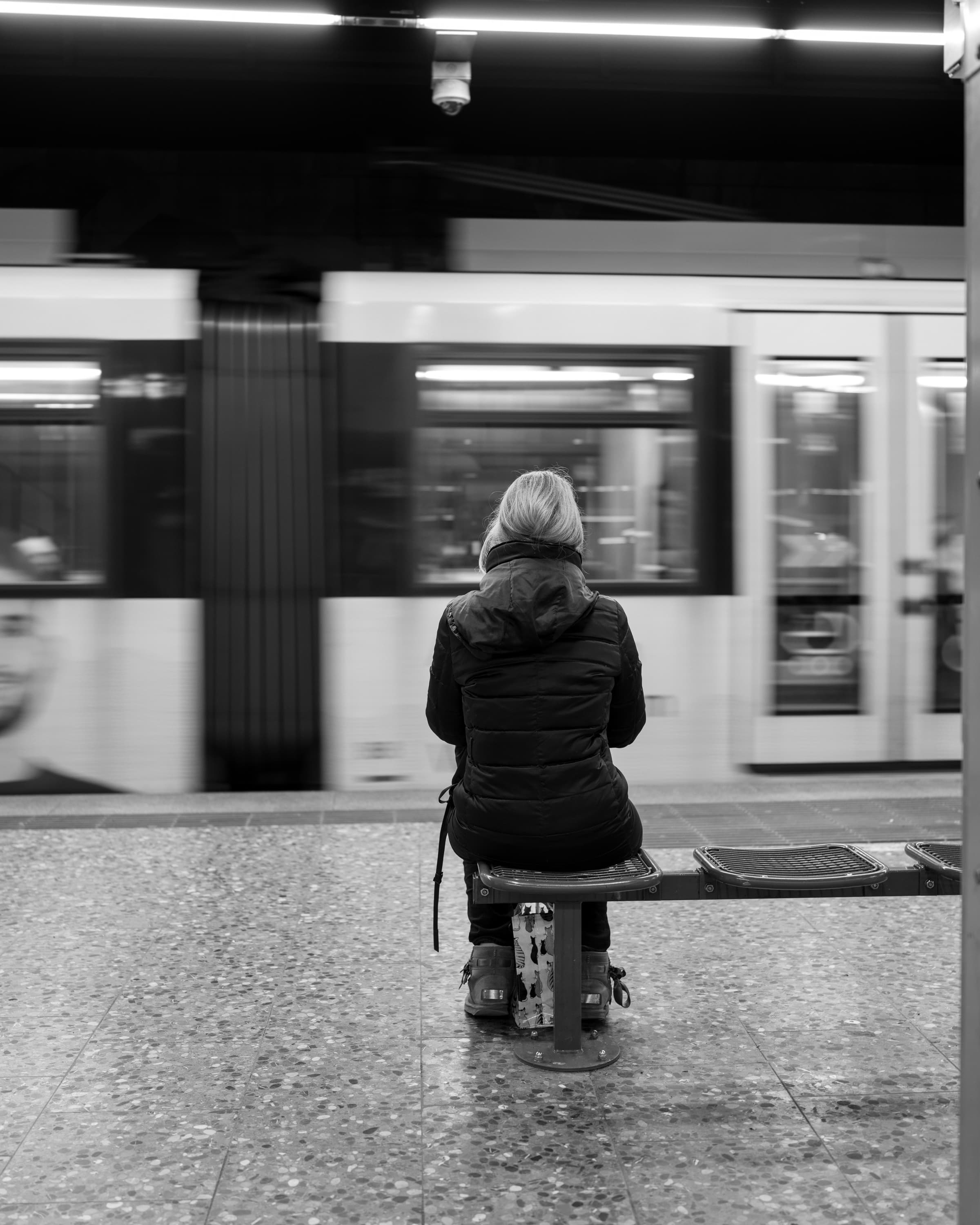 Stillness / waiting - held still.